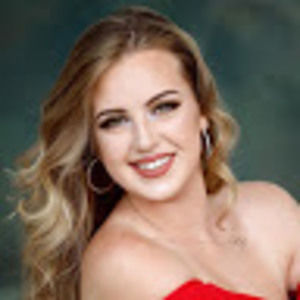 Meet your Posher, Carli